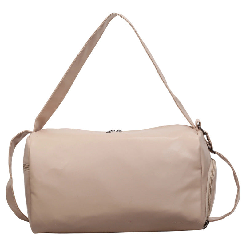 Sporty Weekend Duffel With Durable Outer Material Skanto