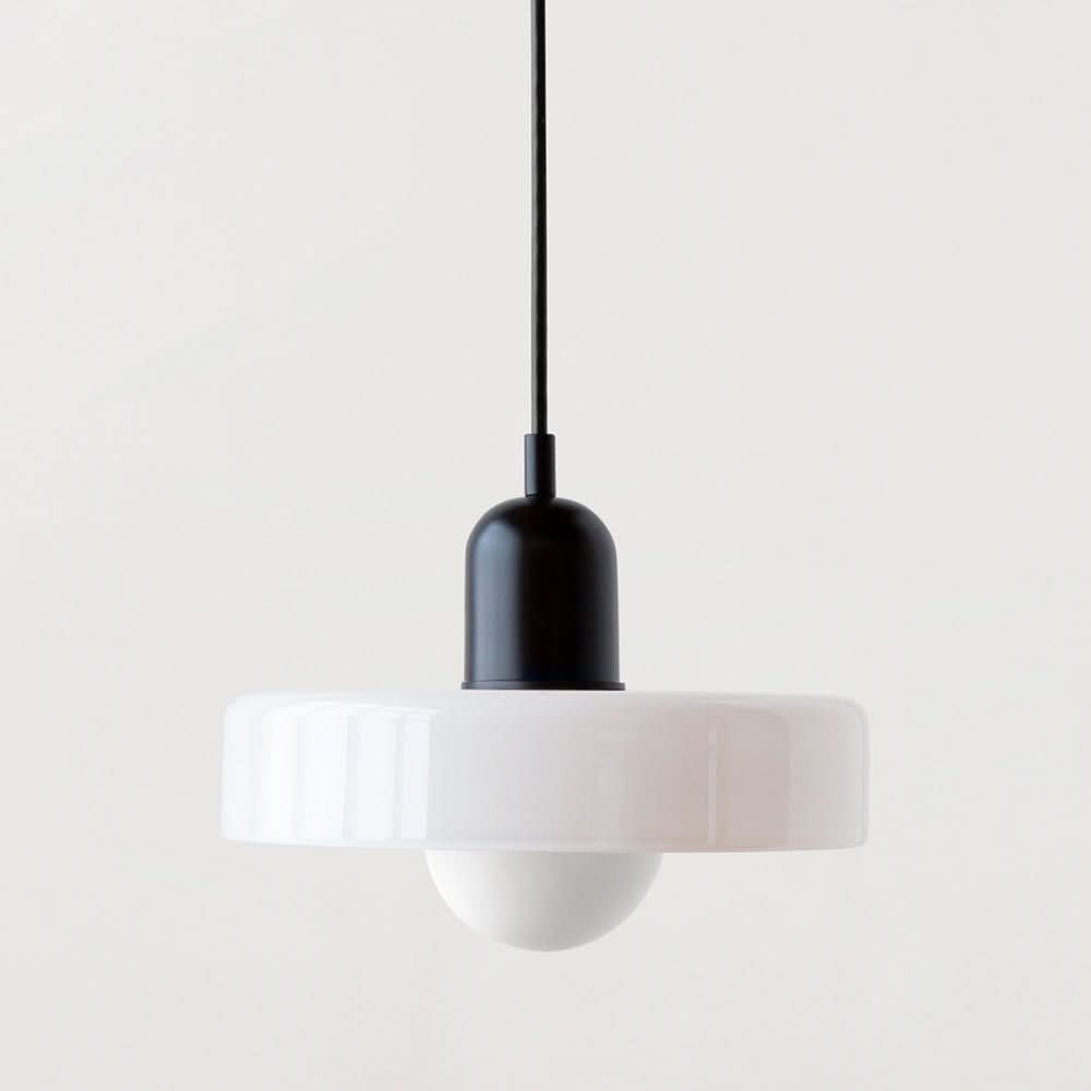 Skanto | Bauhaus Pendellampe i Farget Glass med Justerbart Oppheng