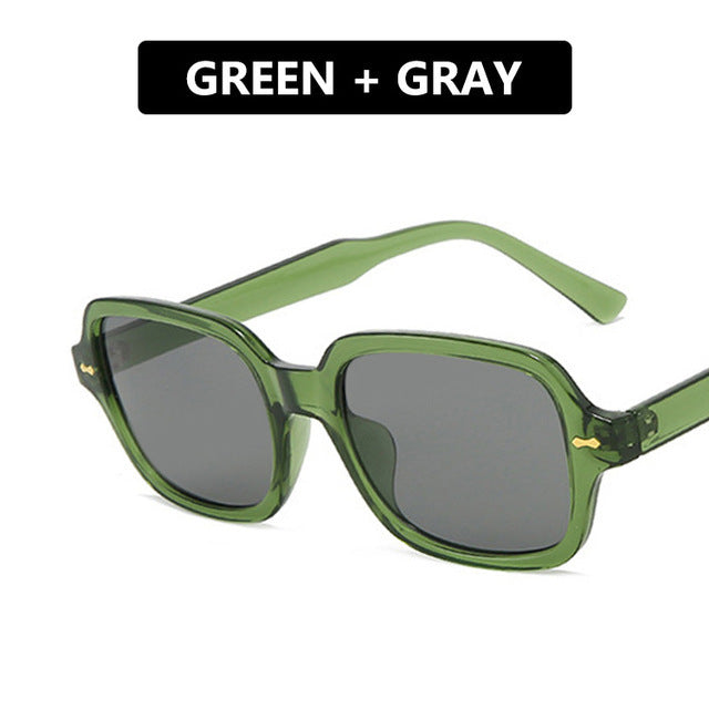 Dame kvadratisk solbrille med stilig og robust ramme Skanto
