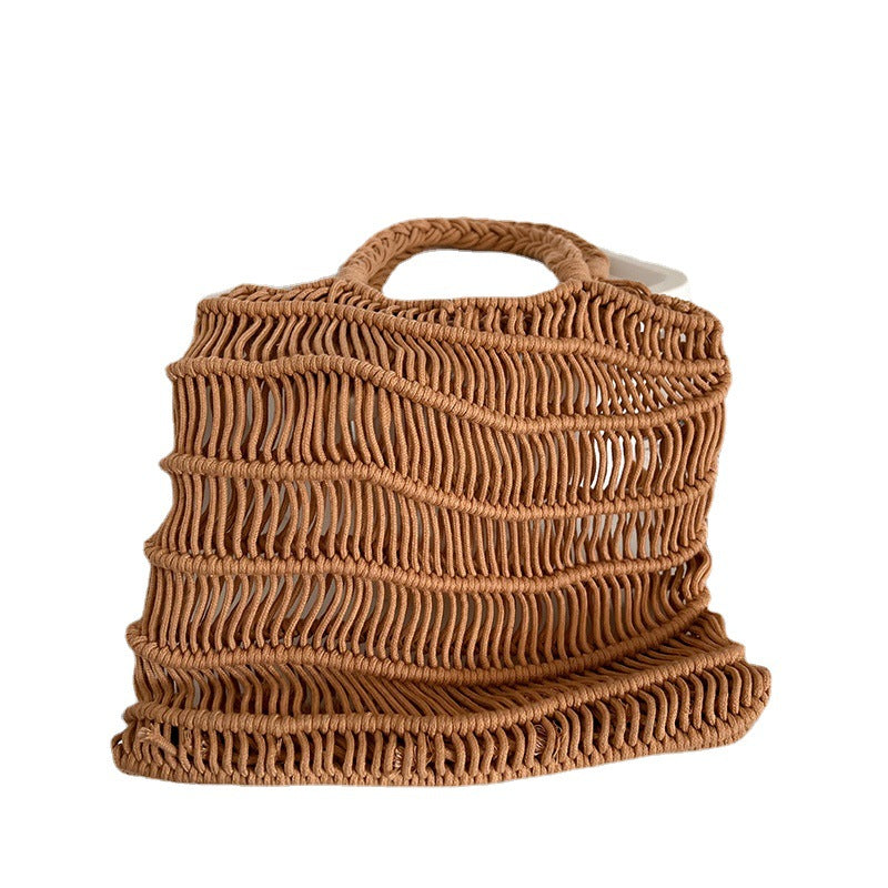 Håndlaget kurvveske med flettet design Skanto