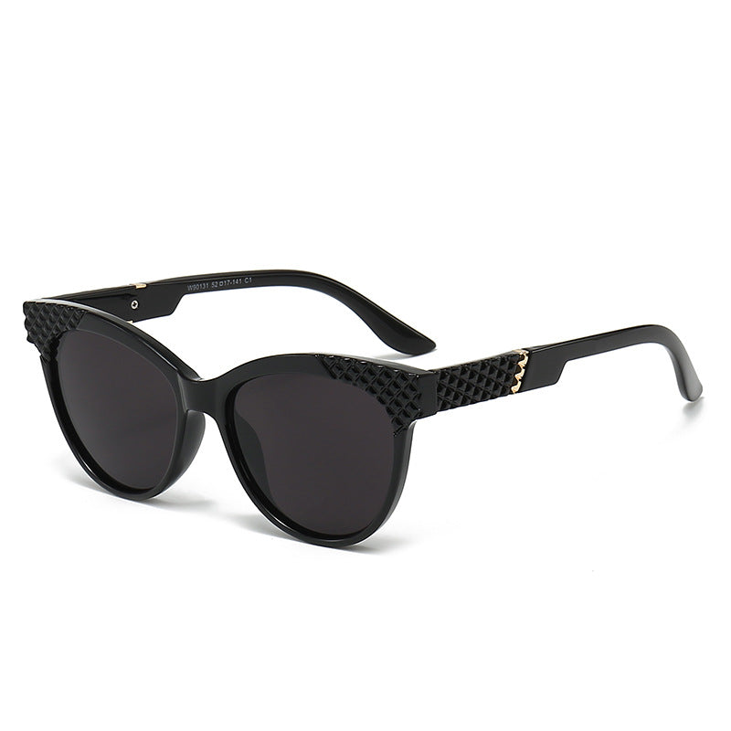 Dame Cat-Eye Solbriller med strukturert ramme og UV-beskyttelse Skanto