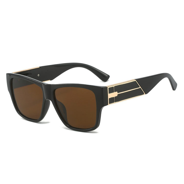 Dame moteriktig oversized solbrille med elegant ramme Skanto