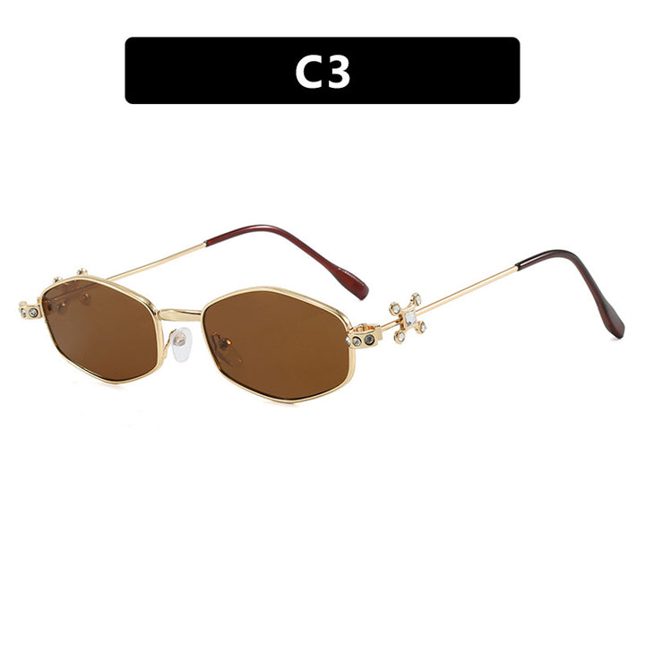 Dame solbrille med elegante akenter og UV-beskyttelse Skanto