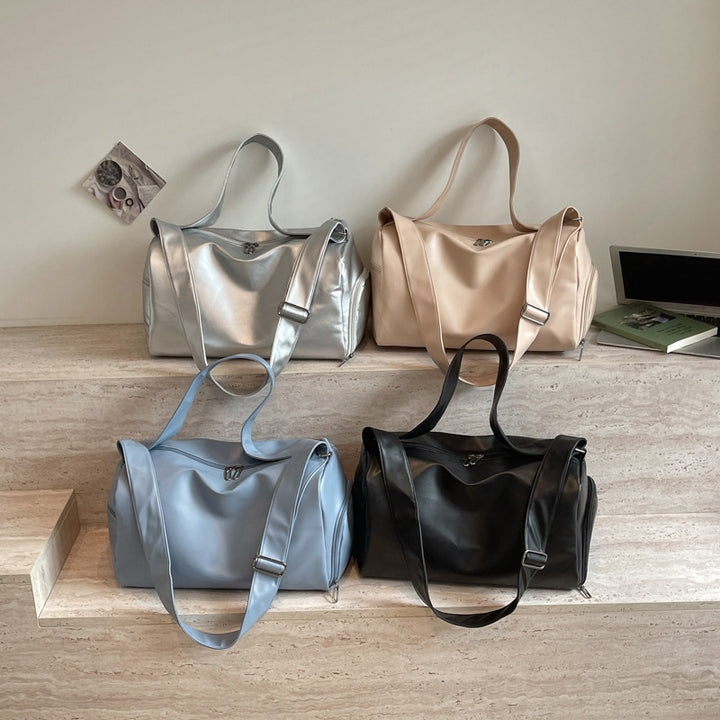 Sporty Weekend Duffel With Durable Outer Material Skanto