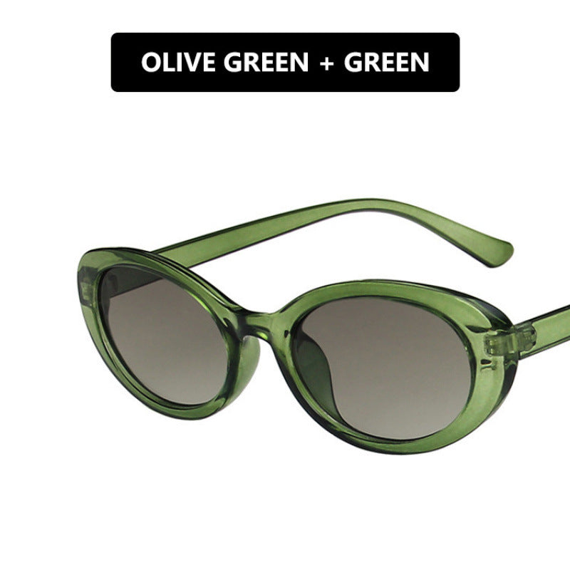 Dame Cat-Eye solbriller med gjennomsiktig ramme og gradient linser Skanto