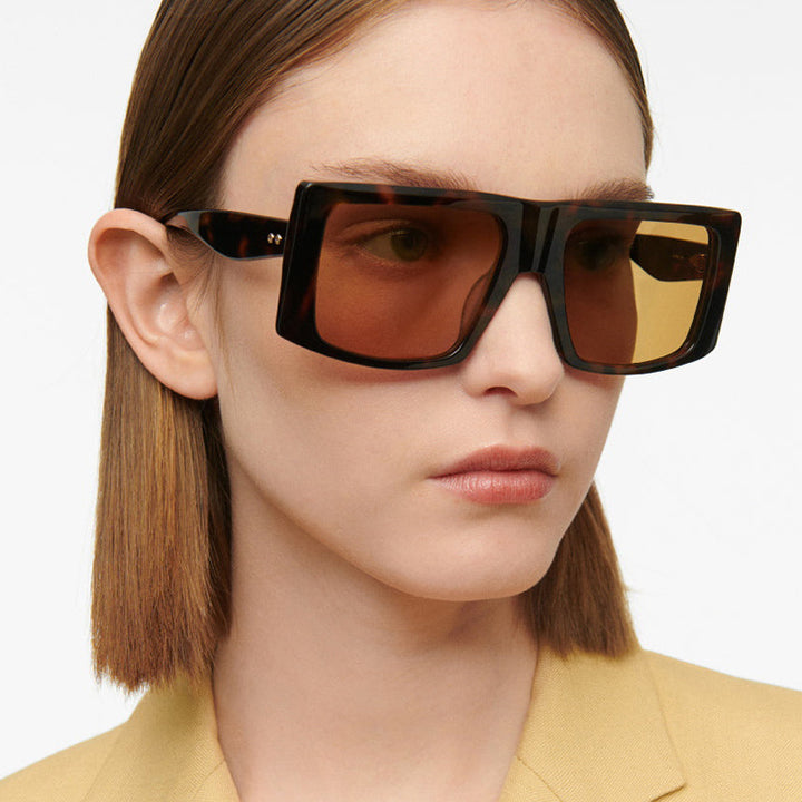 Dame kvadratisk solbrille med robust plastinnfatning og beskyttende UV-filter Skanto