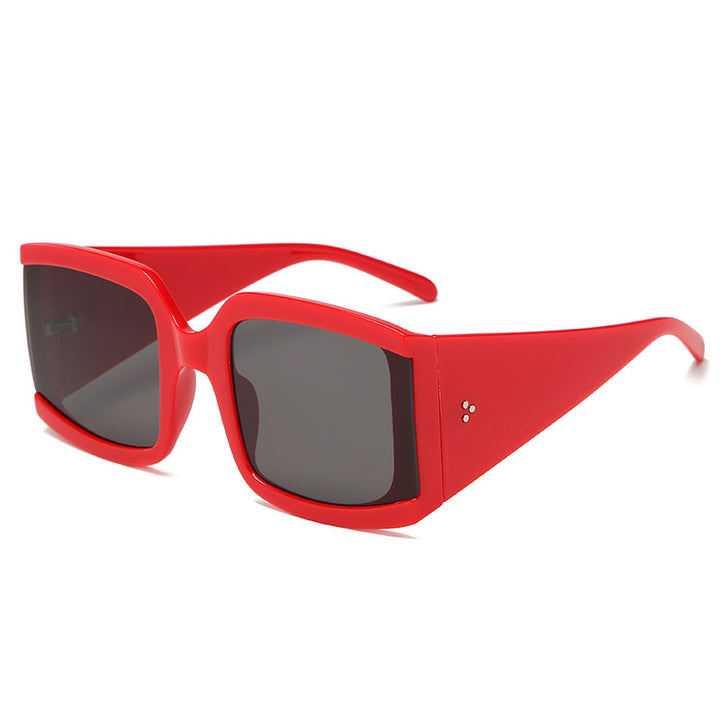 Dame oversized solbrille i moderne minimalistisk stil Skanto