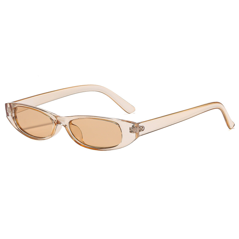 Dame trendy Cat-Eye solbriller i minimalistisk design Skanto