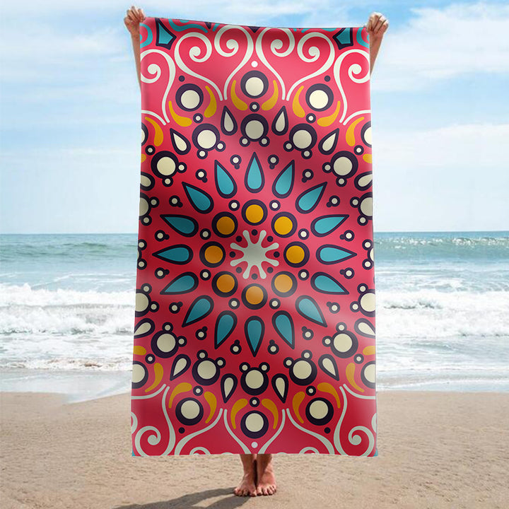 Strandhåndkle med kunstferdig mandala-design Skanto