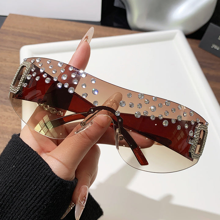 Dame Glamourøse solbriller med glitrende detaljer Skanto