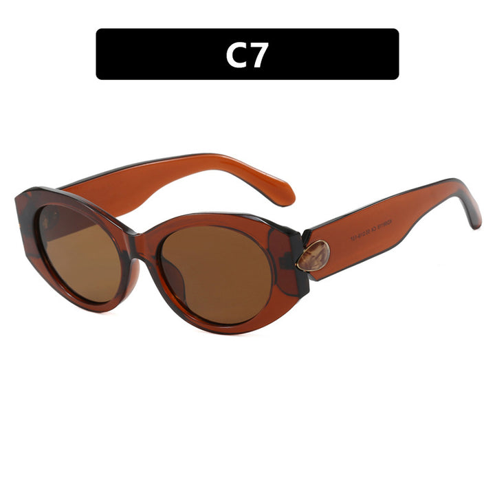 Dame elegant solbrille med stilige konturer Skanto