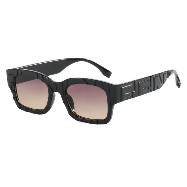 Damer moteriktig firkantet solbrille med strukturert ramme og UV-beskyttelse Skanto