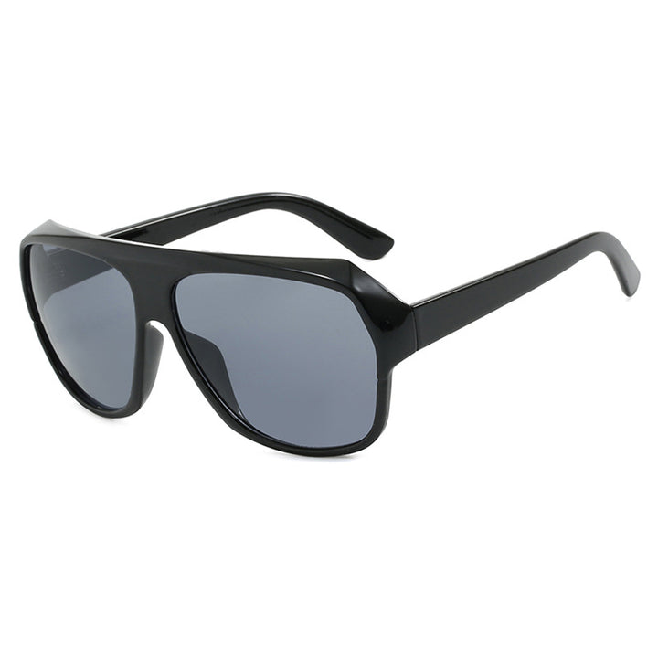 Dame moteriktig oversized solbrille med sporty design Skanto