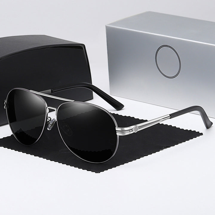 Dame elegant solbrille med smal ramme og UV-beskyttelse Skanto