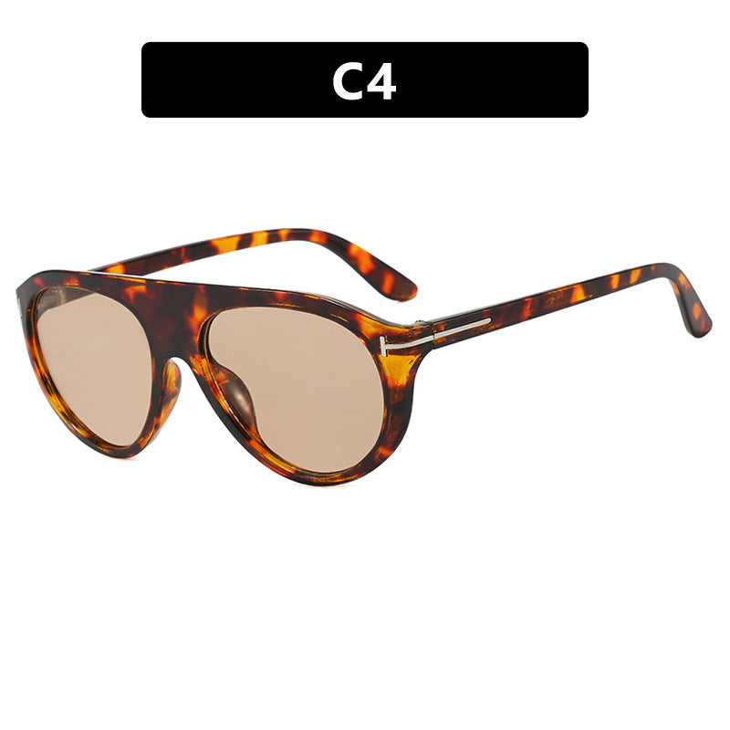 Damen Cat-Eye solbriller med beskyttende UV-filter og speilbelagte linser Skanto