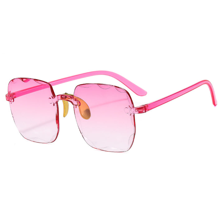 Dame oversized solbriller med unike designelementer Skanto