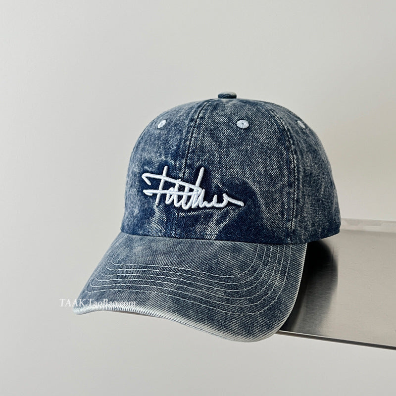 Kvinners slitt denim brodert baseballcaps Skanto