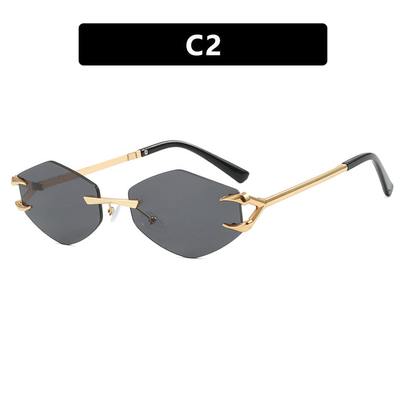 Dame ekstravagant hexagonal solbrille med innovativ ramme og UV-beskyttelse Skanto