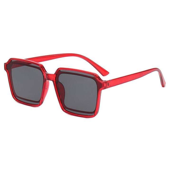 Dame elegant firkantet solbrille med robust ramme Skanto