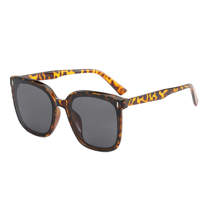 Dame moteriktig solbrille Skanto