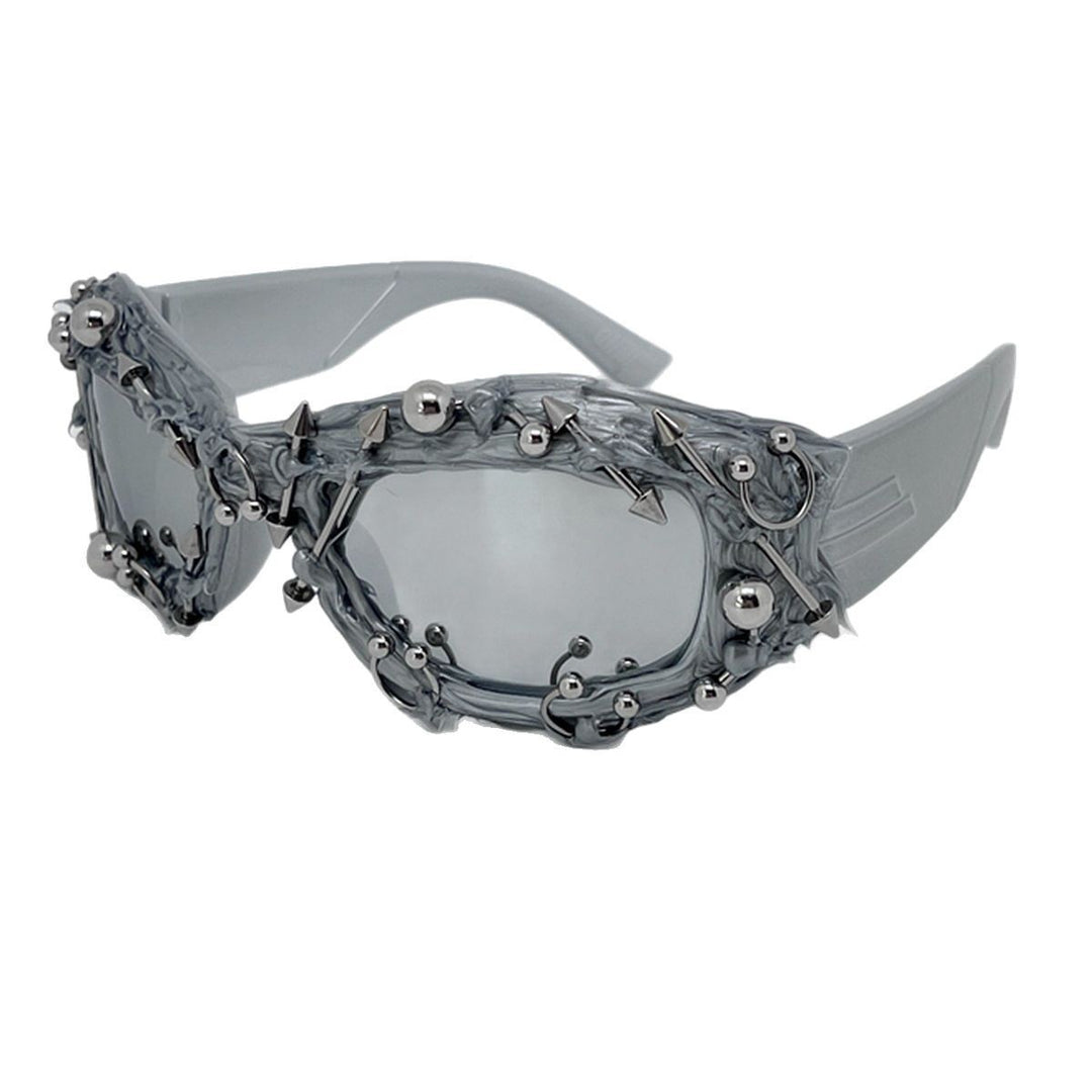 Dame kreative Statement-solbrille Skanto