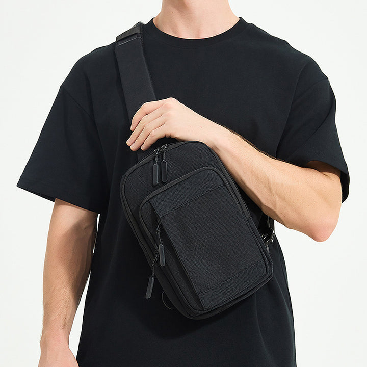 Kompakt Multi-Lomme Sling Bag Skanto