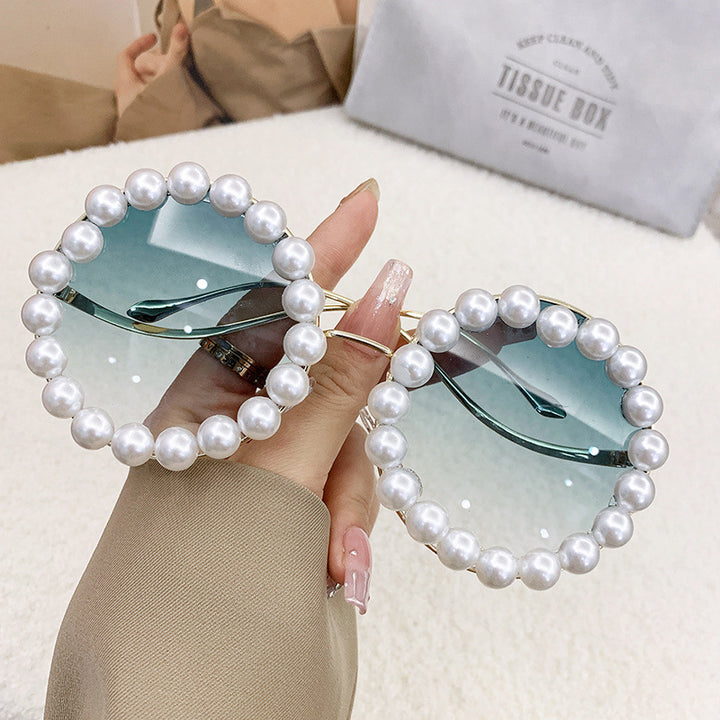 Damer elegant oversized solbriller med stilfull transparent ramme Skanto