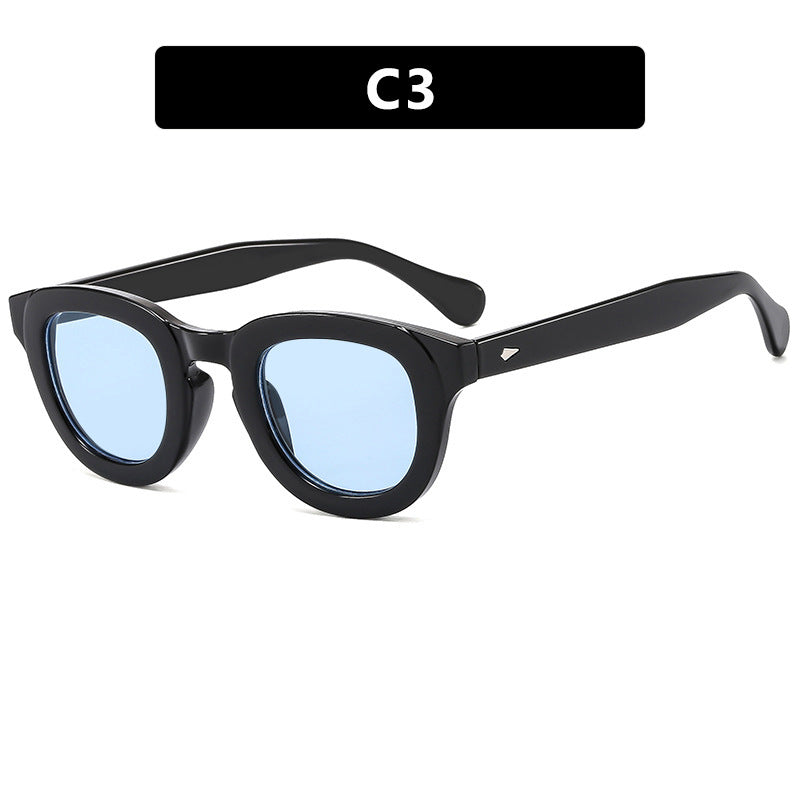 Dame stilige Cat-Eye solbriller med elegant ramme og polariserte linser Skanto