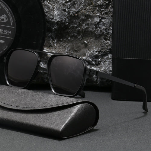 Damer moderne oversized firkantet solbrille Skanto