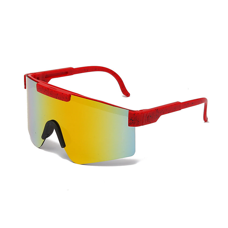 Dame Sport-solbrille med futuristisk design Skanto