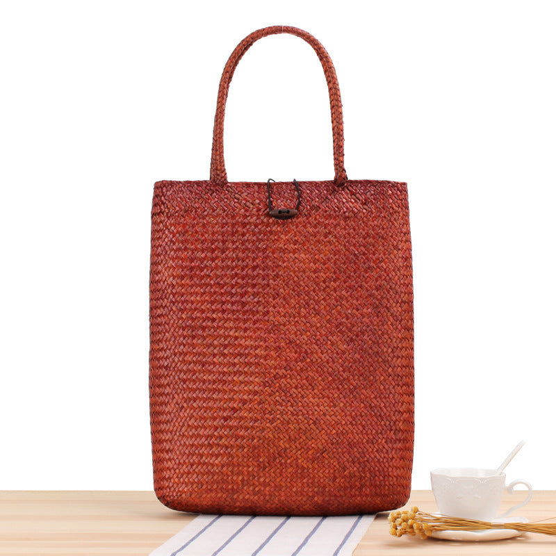 Spacious basket bag with sealed closure Skanto