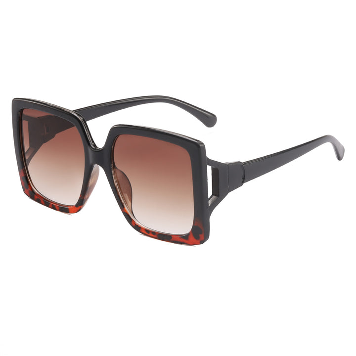 Dame modische oversized solbrille med gradient-innfatninger Skanto
