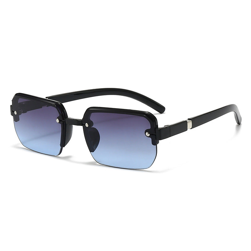 Dame moteriktig firkantet solbrille med innovativ ramme Skanto