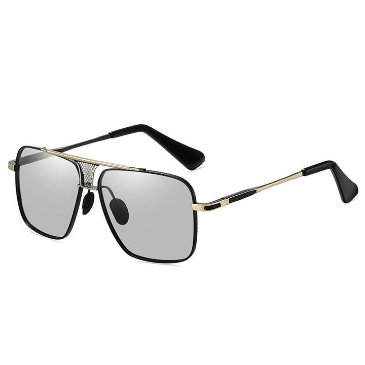 Dame Kvadratisk Solbrille med stilfull metallramme og høykvalitets UV-beskyttelse Skanto