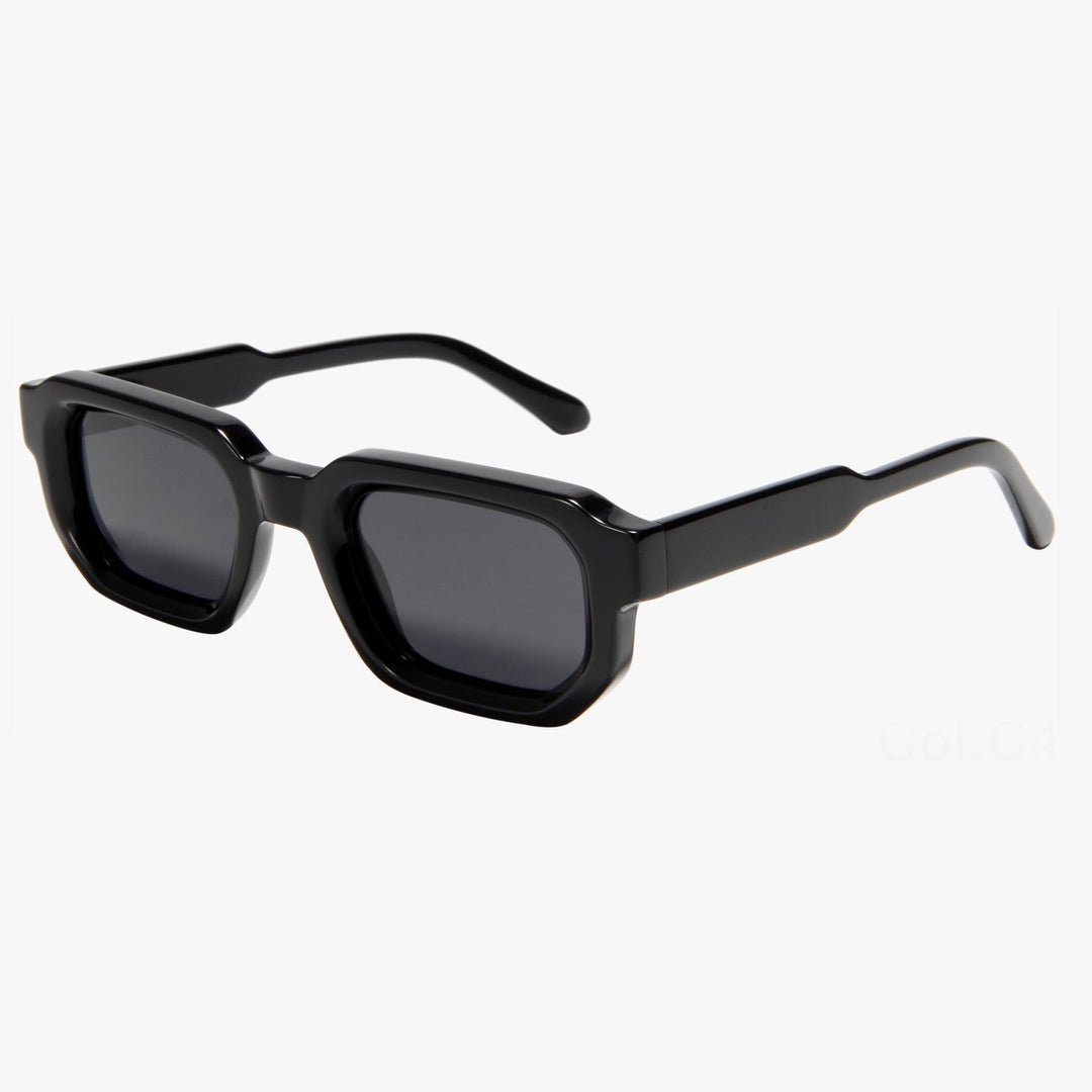 Dame solbrille i moderne geometrisk design fra Skanto