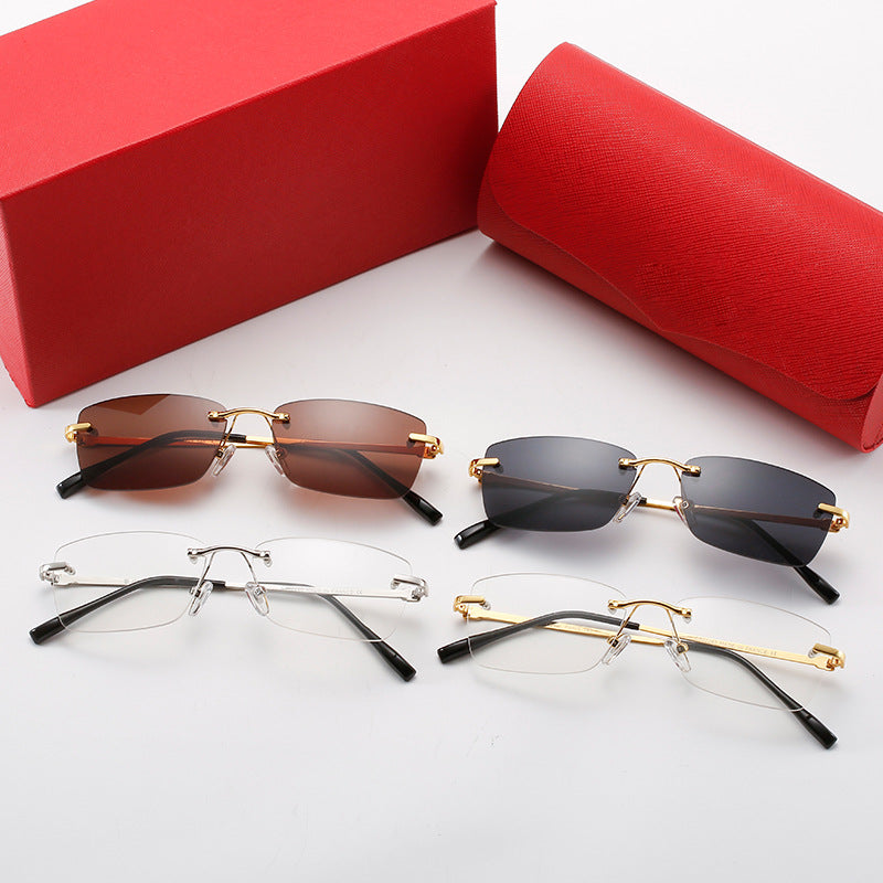 Dame moteriktig halvramme solbrille med stilriktig metallramme Skanto