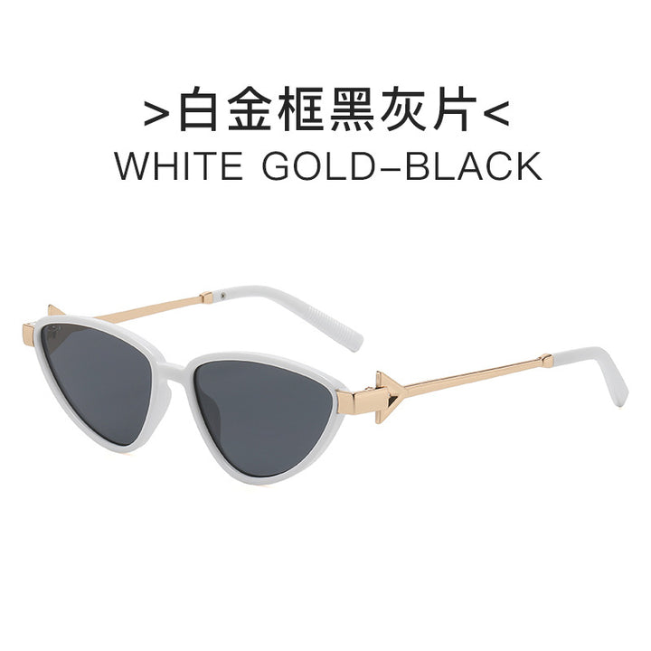 Damer Cat-Eye solbrille med stilfull metallramme og UV-beskyttelse Skanto
