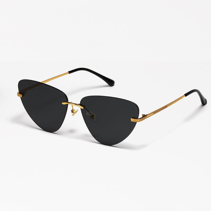 Dame moteriktig solbrille i trendy cat-eye design Skanto