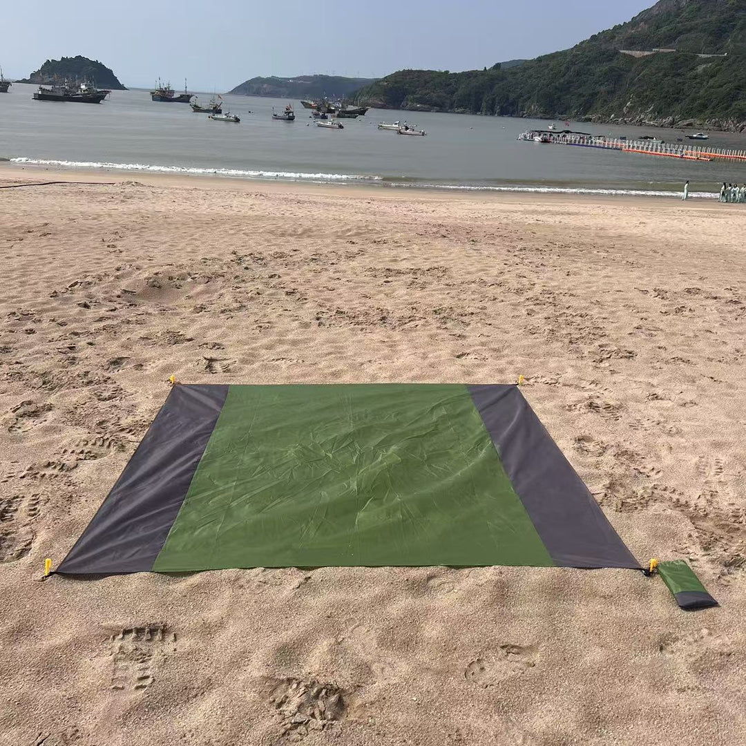 Beach Blanket Skanto