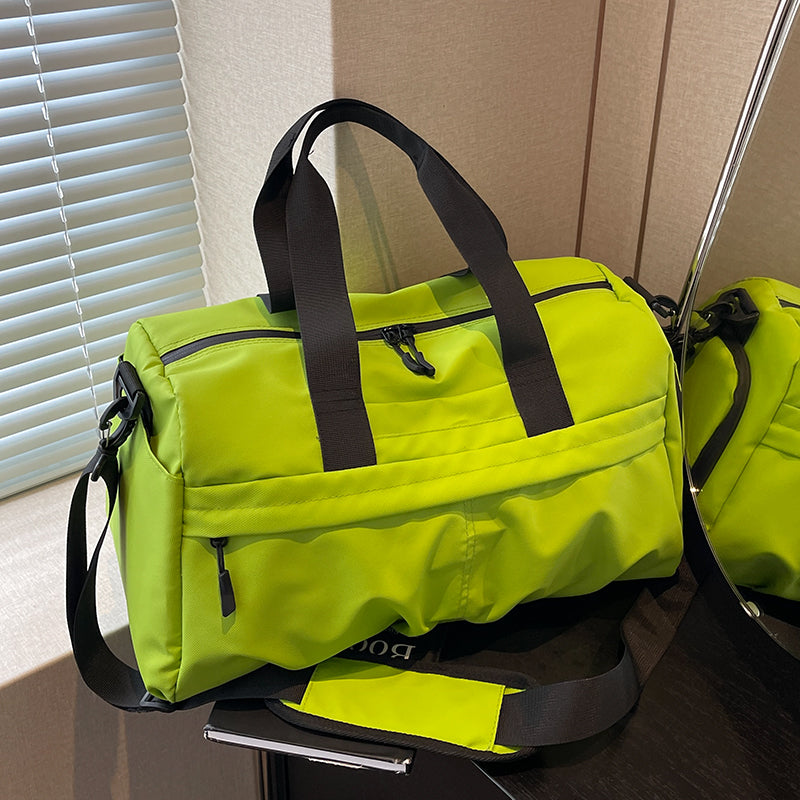 Practical sports bag with pockets Skanto