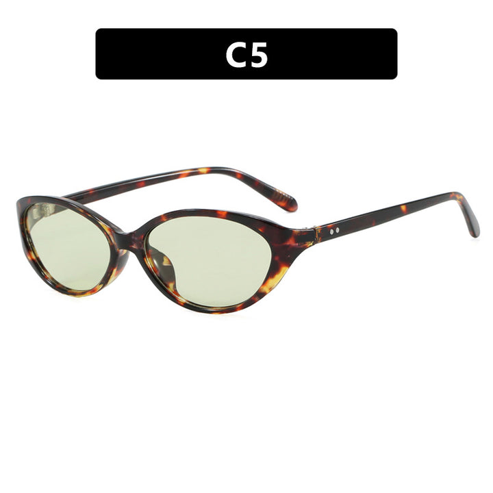 Dame Cat-Eye solbriller med stilig design og beskyttende UV-filter Skanto