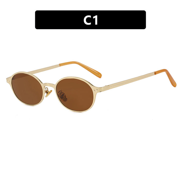 Dame rund brille med filigran metallramme og behagelige nesepads Skanto