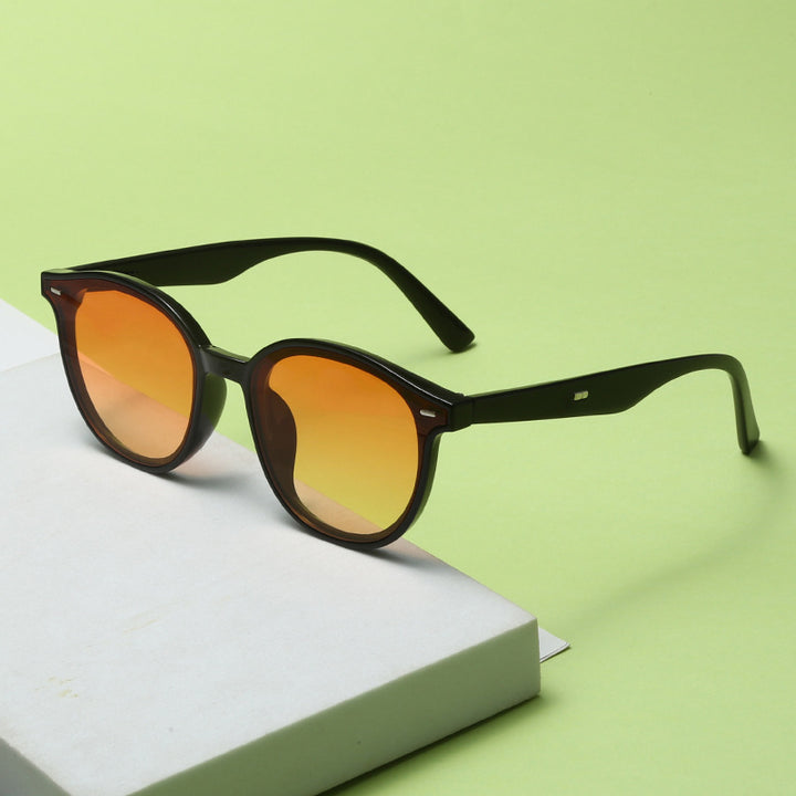Dame Motemessig Solbrille med trendy, rund ramme og UV-beskyttelse Skanto