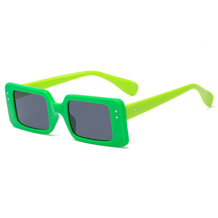 Dame trendy firkantet solbrille med moderne design og UV-beskyttelse Skanto