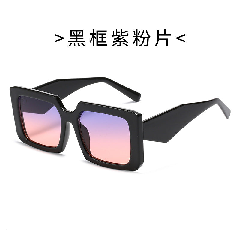 Dame Geometrisk Solbrille med bred ramme Skanto