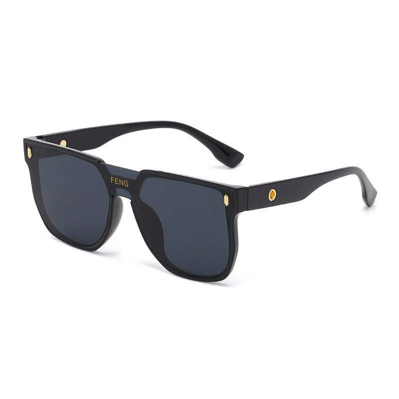 Damen moteriktig solbrille i trendy, geometrisk design Skanto