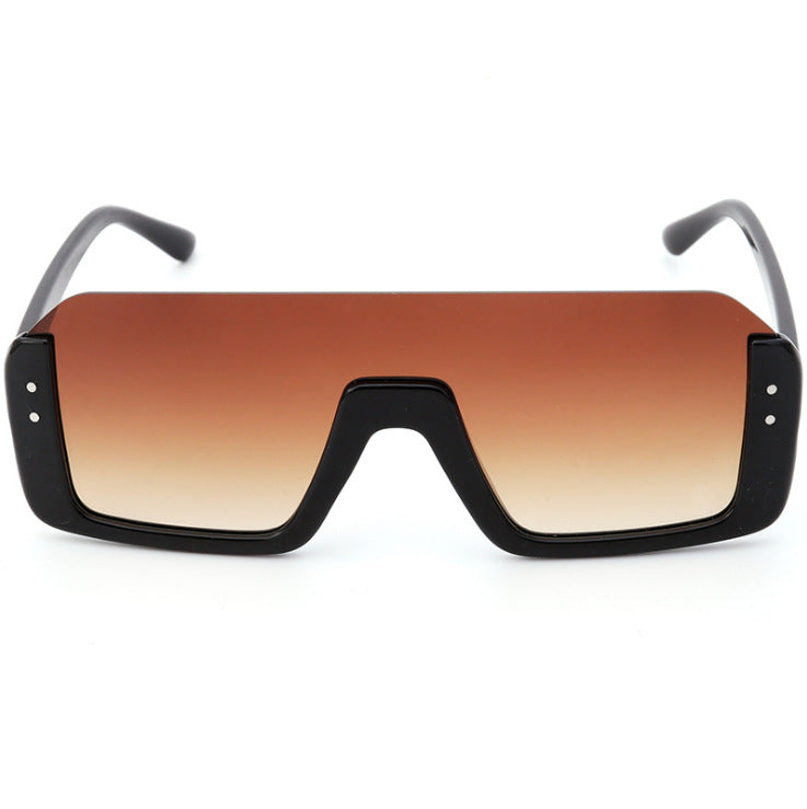 Damer Sporty Shield-solbriller med moderne design Skanto