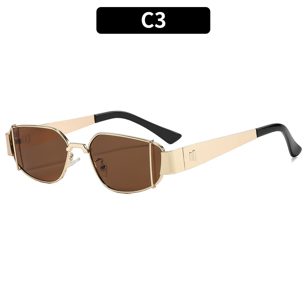 Dame designer solbrille i moderne, kantete stil Skanto