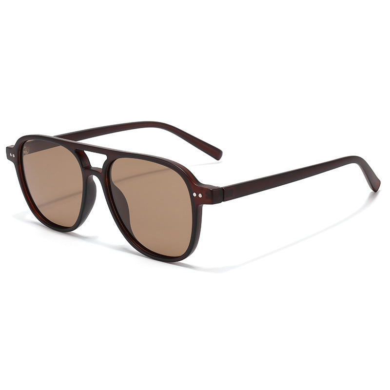 Dame designer solbrille med trendy havskilpadde ramme og UV-beskyttelse Skanto