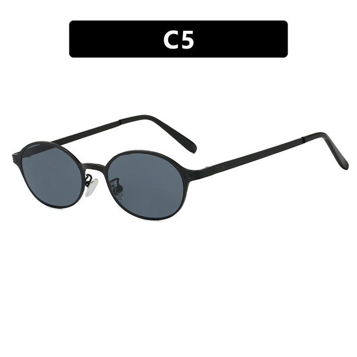 Dame rund brille med filigran metallramme og behagelige nesepads Skanto